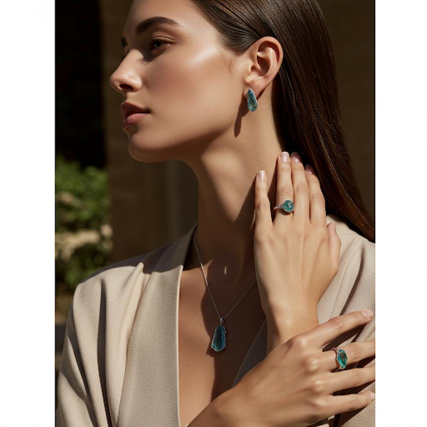 Green Kyanite: Connecting with Nature's Calm