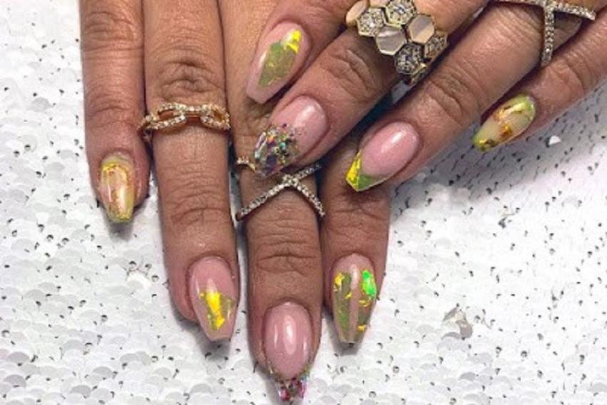 The Best Nail Art Design for Weddings, Work, and Weekends
