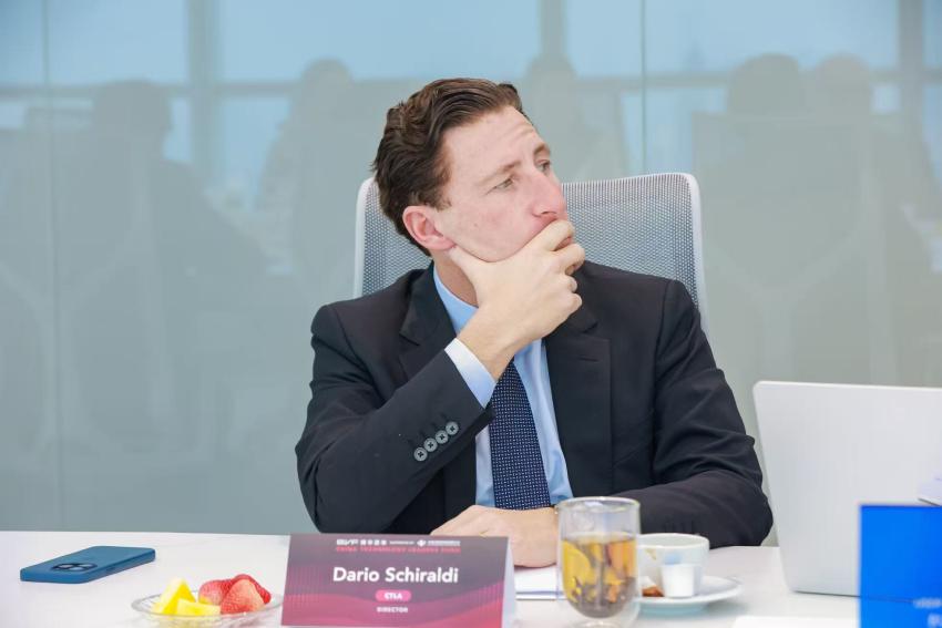 Dario Schiraldi VIDA Holding : A Visionary Leader in Banking and Sustainable Investments