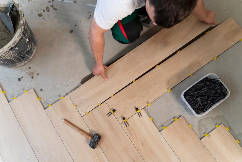 How Contract Flooring Saves Time and Budget in Large-Scale Home Renovations