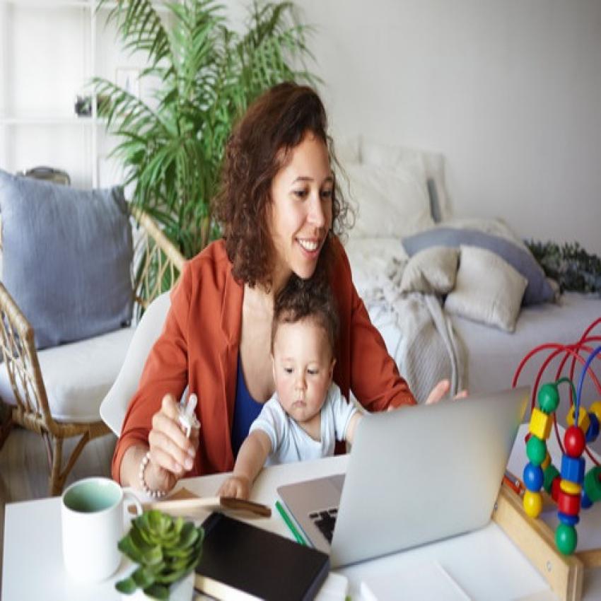 How to Choose the Right Babysitter in Chandigarh for Your Child