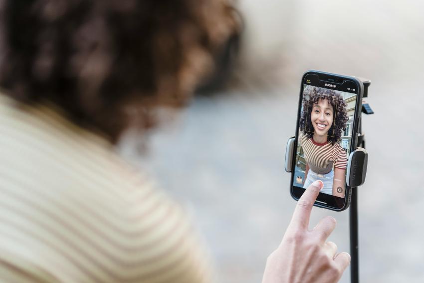 The Problem with AI-Generated Content: Why Original Engagement Still Wins Online