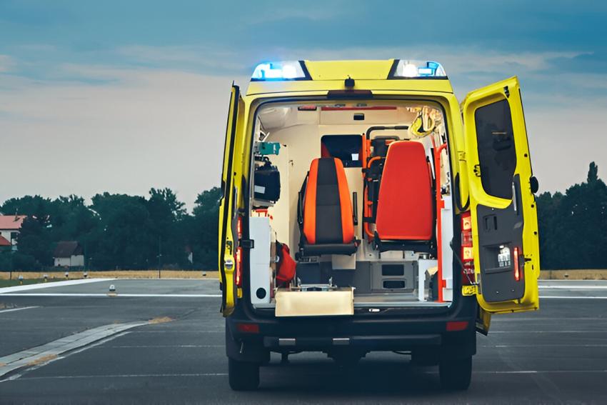 How Medical Transportation Helps Seniors Stay Independent