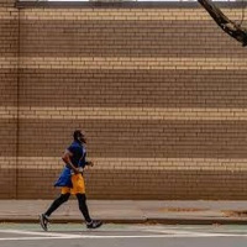 Why Do Connection Times Sometimes Ignore Actual Transfer Walking Distances?
