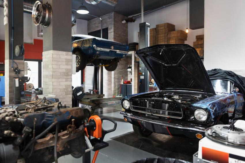 Why Choosing a Local Collision Repair Shop in New York Saves You Time & Money