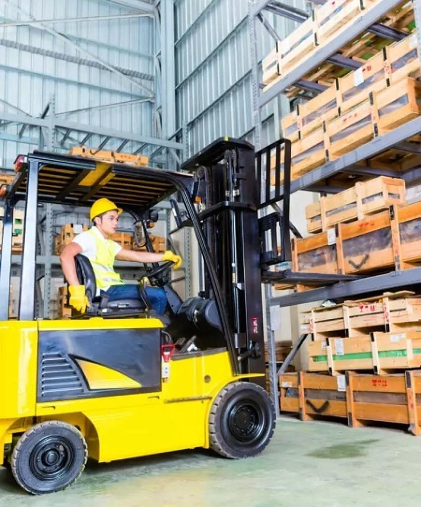 Why Choose Forklift Rental in Tanjung Langsat Johor for Short-Term Projects?