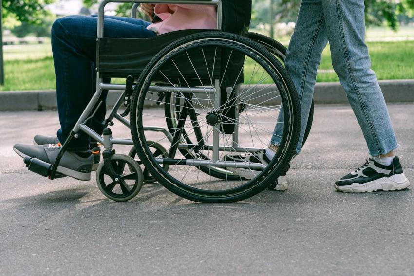 Will In-Home Care Reduce My Independence? The Support-Not-Substitute Approach