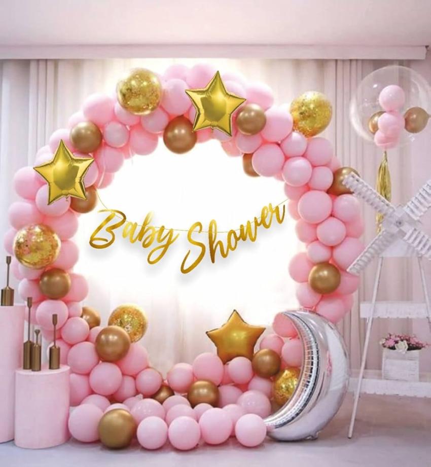 Pastel balloons create a soft and elegant atmosphere
