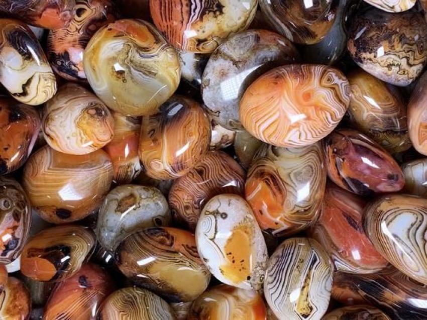 Agate Stone Healing Properties for Calm Mind and Balance