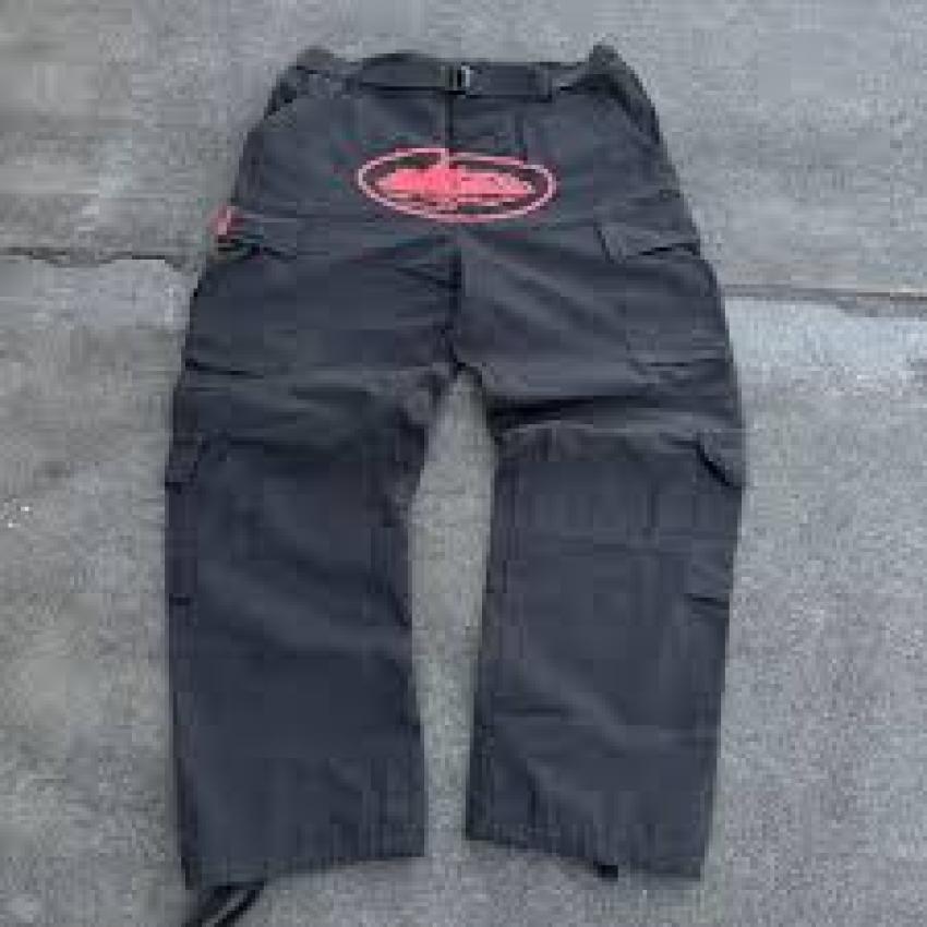 Corteiz Pantaloni – Bold Streetwear Pants for Every Outfit