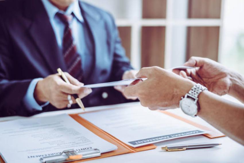 How Can Agency Insurance Help You Manage Risk More Effectively?