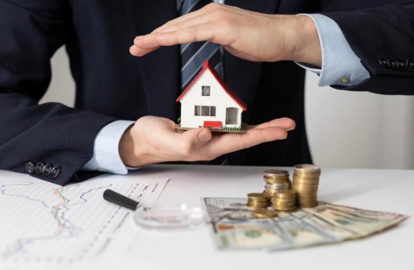 Benefits and Risks of Property Bonds - Guide for Smart Investors