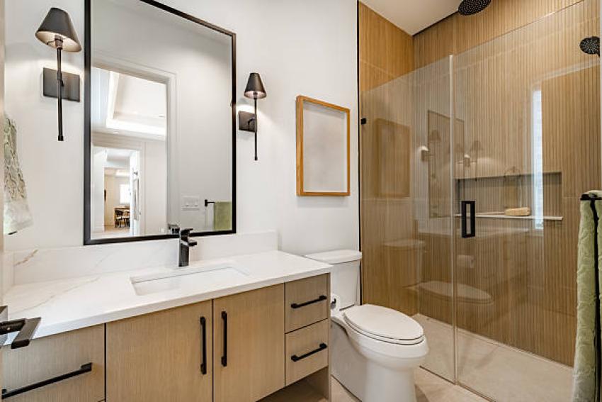 How Bathroom Remodeling Enhances Functionality In Small Spaces