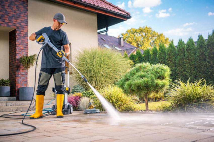 How Does Pressure Washing Restore Exterior Surfaces Quickly?