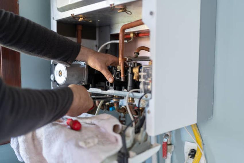 How Does Fire Damage Restoration Work Step By Step?