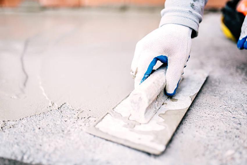 How Concrete Coating Services Protect Driveways From Summer Heat
