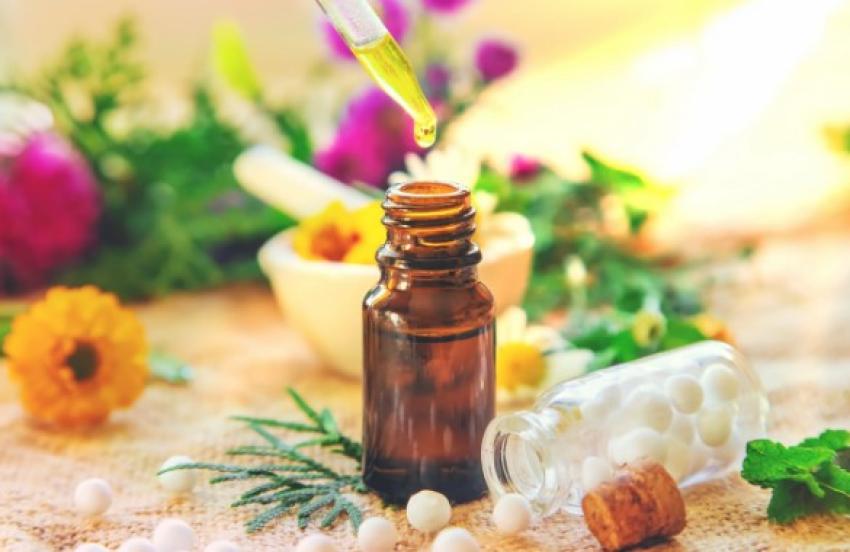 Medicina Homeopática: Qué Es, Usos y Beneficios