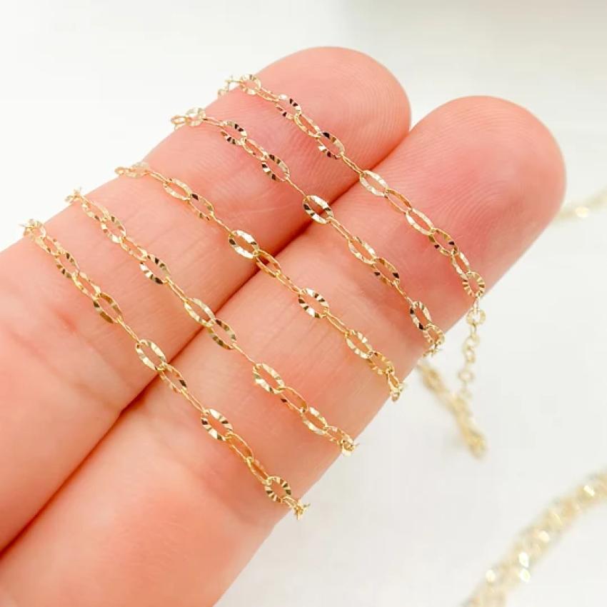 Solid Gold Chain: A Timeless Jewelry Essential for Every Collection