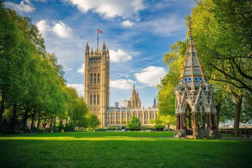 What Thing Did You Discover About the UK the First Time You Visited?
