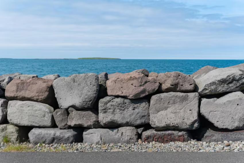 Seawall Construction in Broward County: Signs You Need a New One and What to Expect